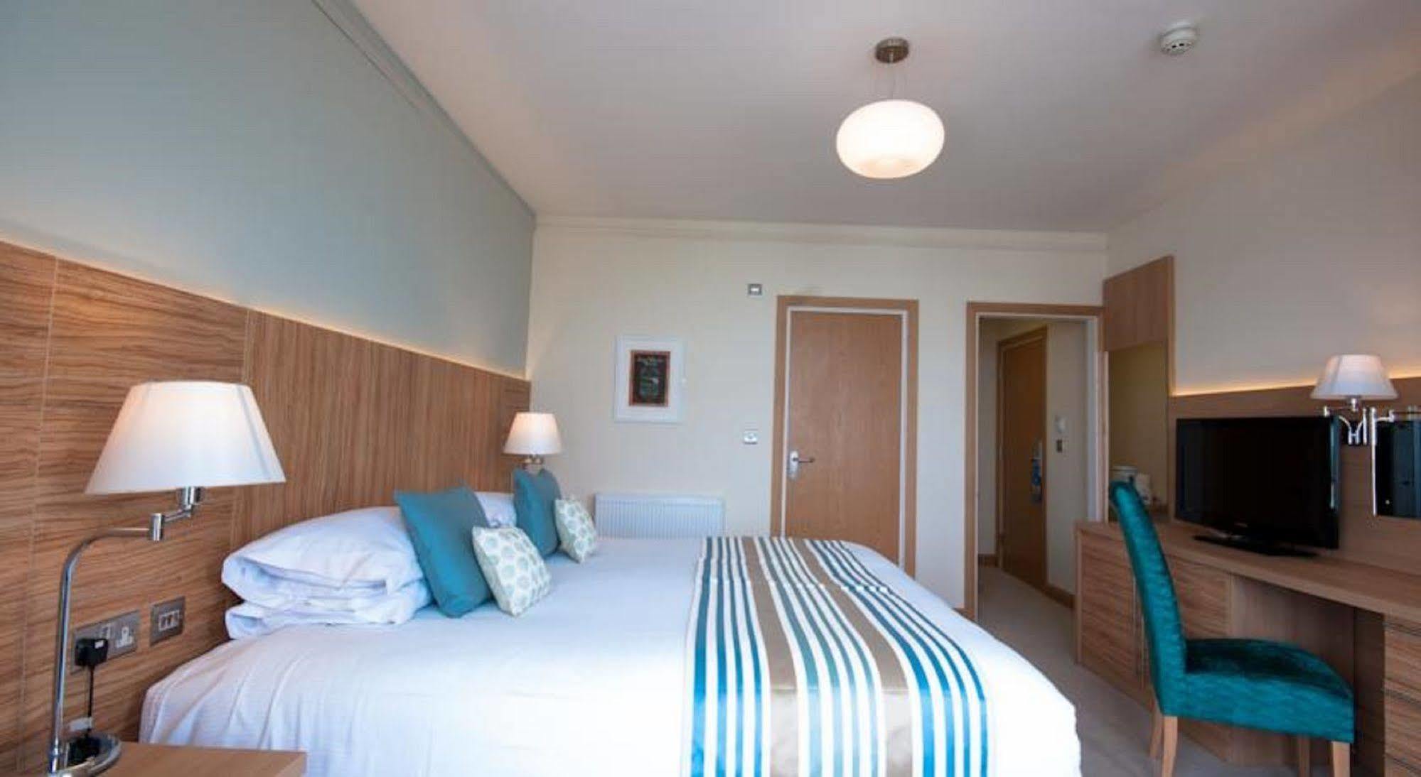 Fistral Beach Hotel And Spa - Adults Only Ньюки Экстерьер фото